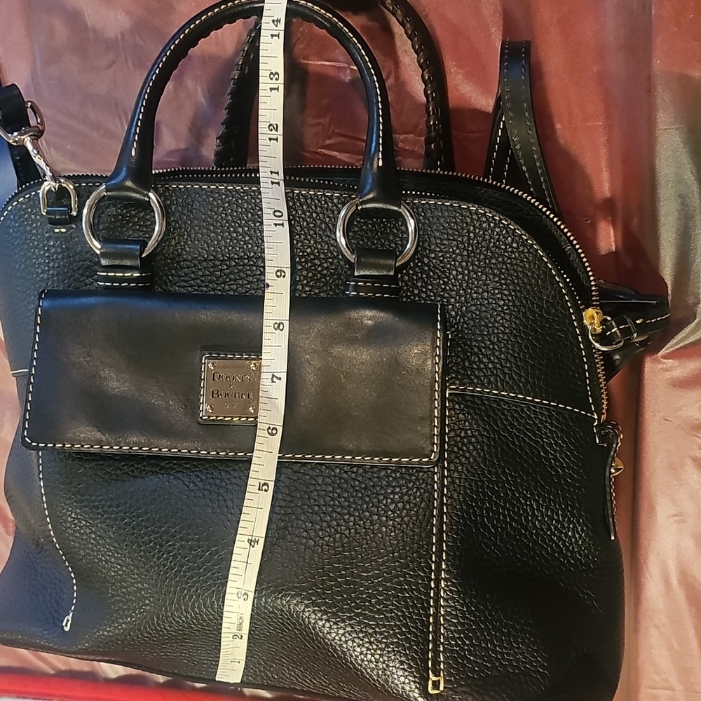 DOONEY & BOURKE BAG... EXCELLENT CONDITION - Picture 14 of 16
